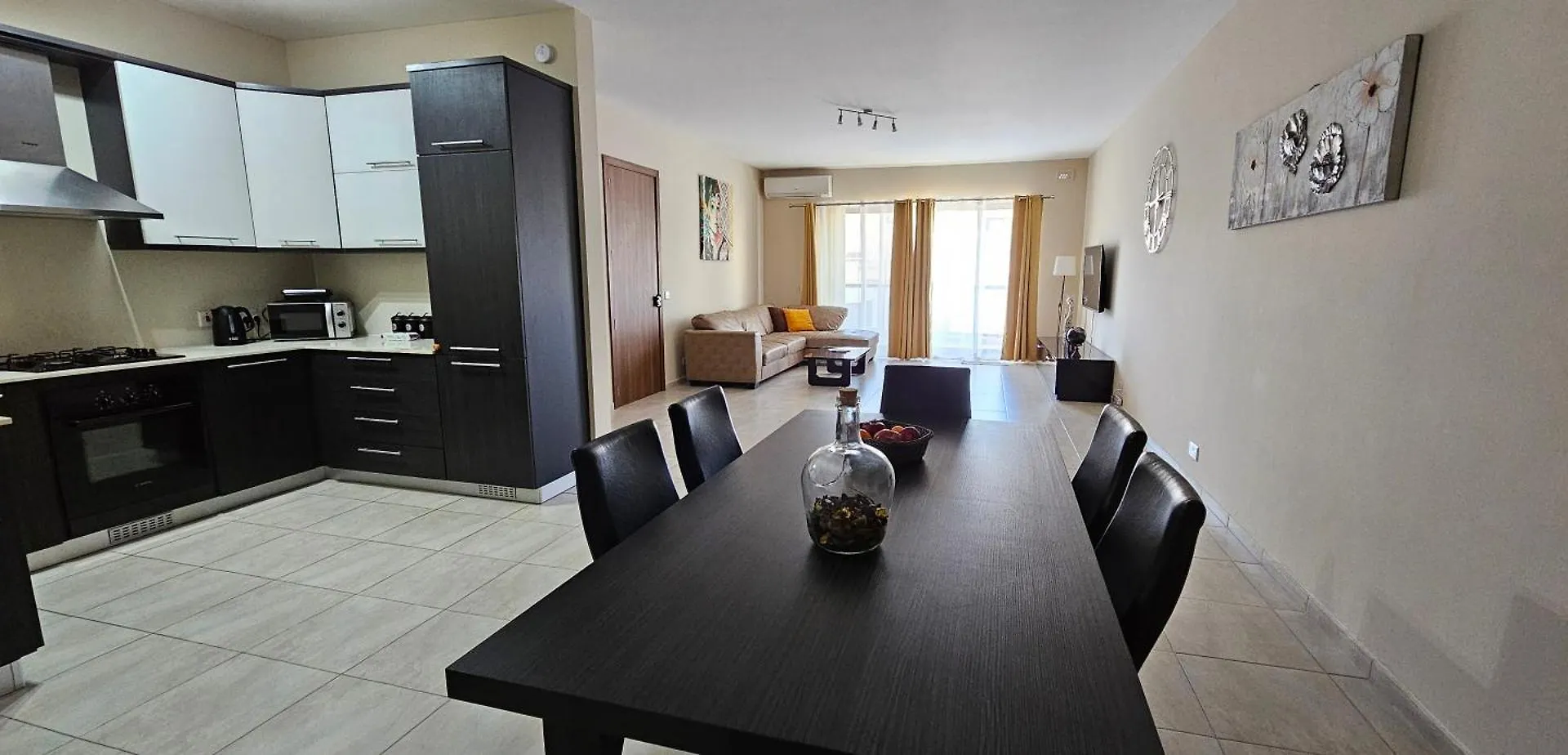 Large Apartment In Marsascala. Sleeps 6 Marsaskala